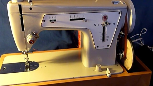 'Improved Singer Fashion Mate 237 Sewing Machine sews heavy duty Thread'