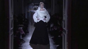 'GARETH PUGH FW 13-14 SHOWstudio RUNWAY VIDEO'