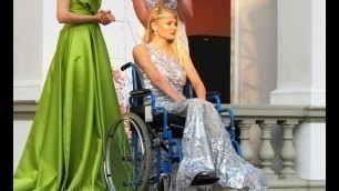 'Atipic Beauty 2017 - Fashion Show With Beautiful Girls Immobilized In Wheelchairs - Cluj-Napoca'