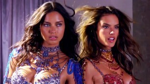 'Behind the 2014 Victoria’s Secret Fashion Show Trends:  Exotic Traveler'