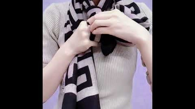 'Long scarf double bow tie method'