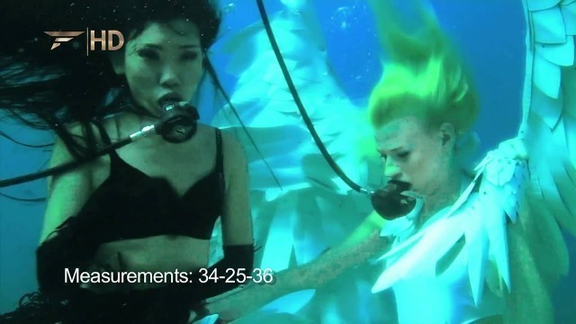 'Fashionone.com - Underwater Models - China Yoo and Patricya Poplonska'