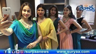 'Beautiful Girls Promoting Jewellery Show || Fashion Show at Hyderabad ☼ Suryaa News'