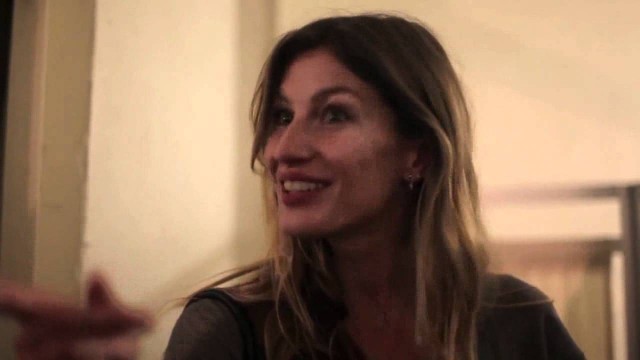 'Gisele Bundchen Givenchy fashion show S/S 2012, PFW HD'