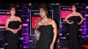'Hina Khan attends Style Icon Awards 