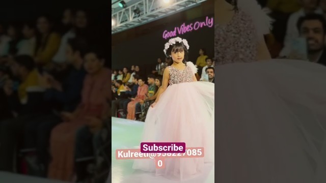 'India kids fashion show kidswear babyfrock babydressidea babyphotography blogger,blogger baby,vlogge'