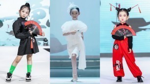 'Walk the catwalk in Chinese style clothes and use a fan as a prop | Kids Fashion Show'