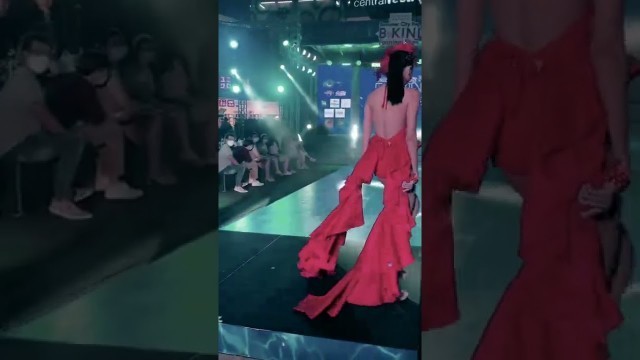 'Bikini fashion show Pattaya #shorts #shortvideo #pattaya #girl #fashionshow #bikini #bikinibodies'