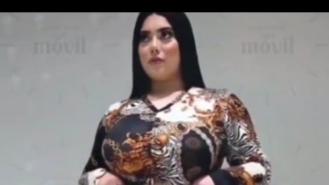 'Busty And big Ass American Fatty Girl Doing Clothes Fashion Show.'