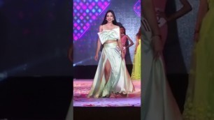 'fashion show #dance #shorts #trending#trend #beautiful #video #short #fashion #Bollywood #style#girl'