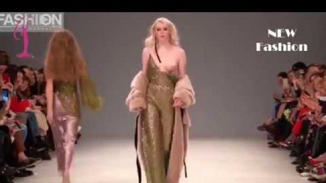 'fashion catwalk fails 2018   funny video must watch till in the end   new fashio'