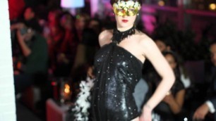 'OMD EM-5 fails to autofocus at the fashion show'