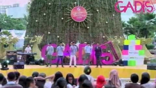 '5Romeo-Menyesal (Live at GADIS School Fashion Rocks 2012)'