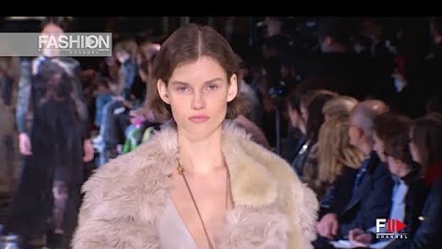 'STELLA MCCARTNEY Fall 2018/2019 Paris - Fashion Channel'