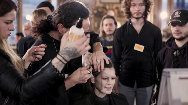 'Stella Mccartney Backstage Paris Fashionweek FW19 / Hair by Eugene Souleiman'