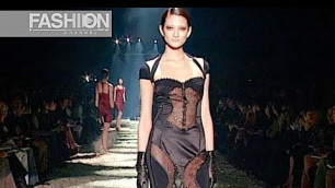 'GUCCI Fall 2003 2004 Milan - Fashion Channel'