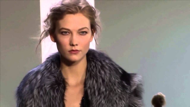 'Karlie Kloss Runway - Compilation 5'