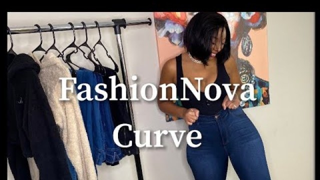 'FashionNova Curve Jeans'