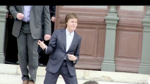 'Paul McCartney and his wife Nancy Shevell, Anna Wintour and more at the Stella McCartney Fashion Sho'
