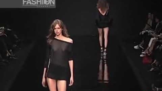 'ALESSANDRO DELL\'ACQUA Spring Summer 2003 Milan - Fashion Channel'