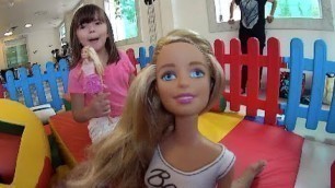 'Barbie boneca Ken Fashion Fashionistas Príncipe Portal Secreto brincando Brinquedos Toys Juguetes'