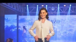 '16 Feb,2019: Bollywood actress raises glamour quotient at fashion show in Mumbai'