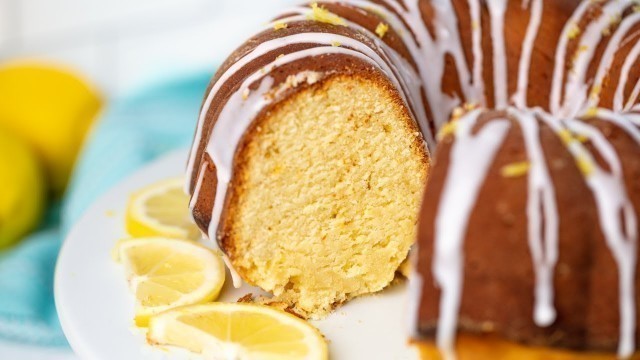 'How to Make Old Fashioned Lemon Pound Cake'