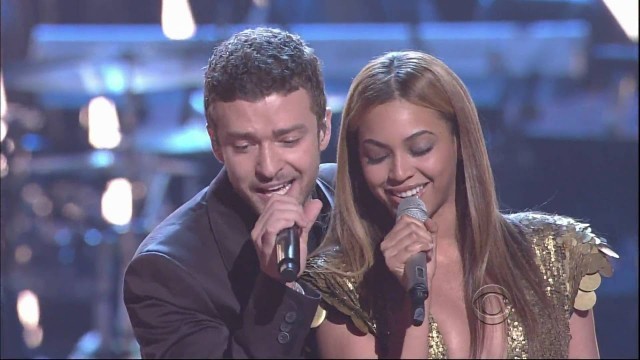 '(HD) Beyonce & Justin Timberlake - Ain\'t Nothing Like the Real Thing (Fashion Rocks 2008) live'