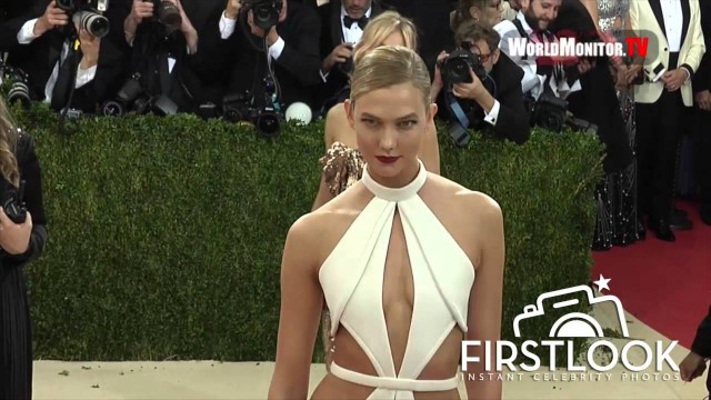 'Karlie Kloss at Manus X Machina -  The 2016 Met Gala'