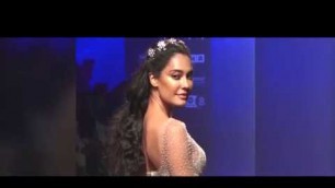 'Bollywood Actress Hottest Ramp Walk In Fashion week'