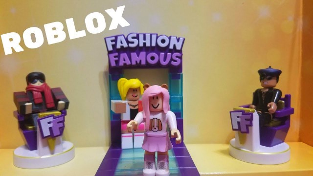 'ROBLOX Toys, ROBLOX GOLD Series Fashion Famous Playset!!'