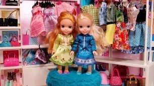 'Fashion boutique ! Elsa & Anna toddlers are shopping for dresses - Barbie - LOL'