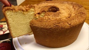 'BEST POUND CAKE RECIPE EVER! Old Fashioned Southern Pound Cake'