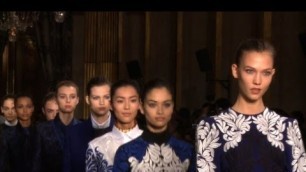 'Paris / Stella McCartney Ready-To-Wear Fall/Winter 2012/13 - fashion show and interview'