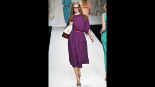 'Karlie Kloss\'falling\'on Fendi runway | Supermodel Mishaps 