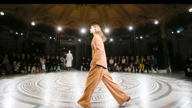 'New Fashion - Stella McCartney | Fall Winter 2017/2018 Full Fashion Show | Exclusive'