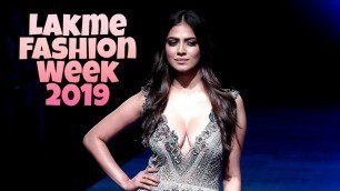 'Malavika Mohanan Hottest Pose Ever at Lakme Fashion Week 2019'