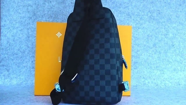 'Review Louis Vuitton Sling bag'