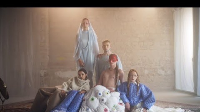 'In praise of difference: Budding French fashion designers unveil collection and film • FRANCE 24'