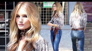 'Rosie Huntington Whiteley shows off skintight jeans enjoys girlie lunch model pals'