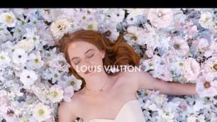 'Emma Stone for Les Parfums Louis Vuitton - Coeur Battant | LOUIS VUITTON'