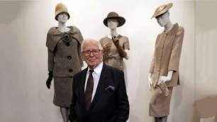 '[속보] 프랑스 패션계 거장 ‘피에르 가르뎅’ 별세…향년 98세(French fashion designer Pierre Cardin dies at 98)| CBC뉴스'