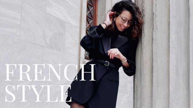 'Inside the wardrobe : how to dress like a french woman | french style tips'